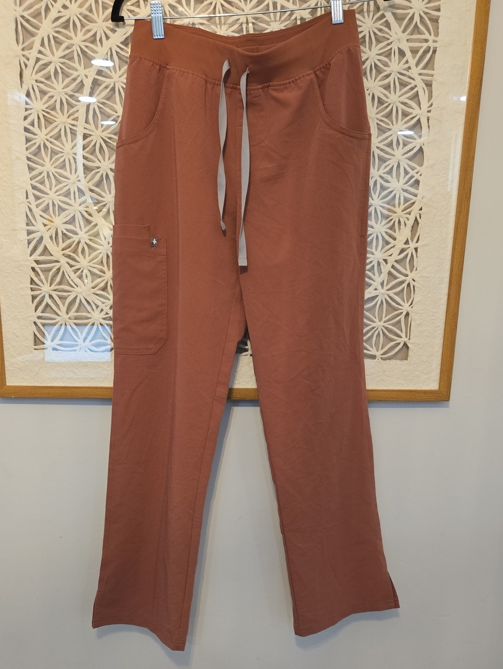 FIGS Kade Cargo Scrubs Pants Mauve Women’s Small Medical Dental